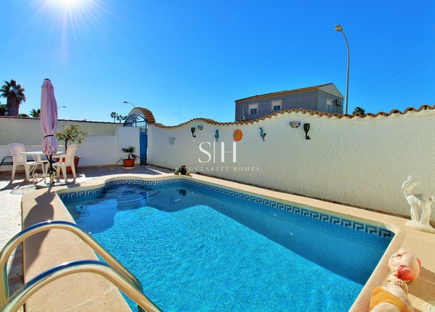 Reventa - Villa - Torrevieja - El Chaparral
