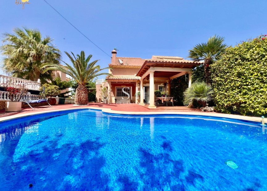 Reventa - Villa - Torrevieja - Los Balcones - Los Altos del Edén
