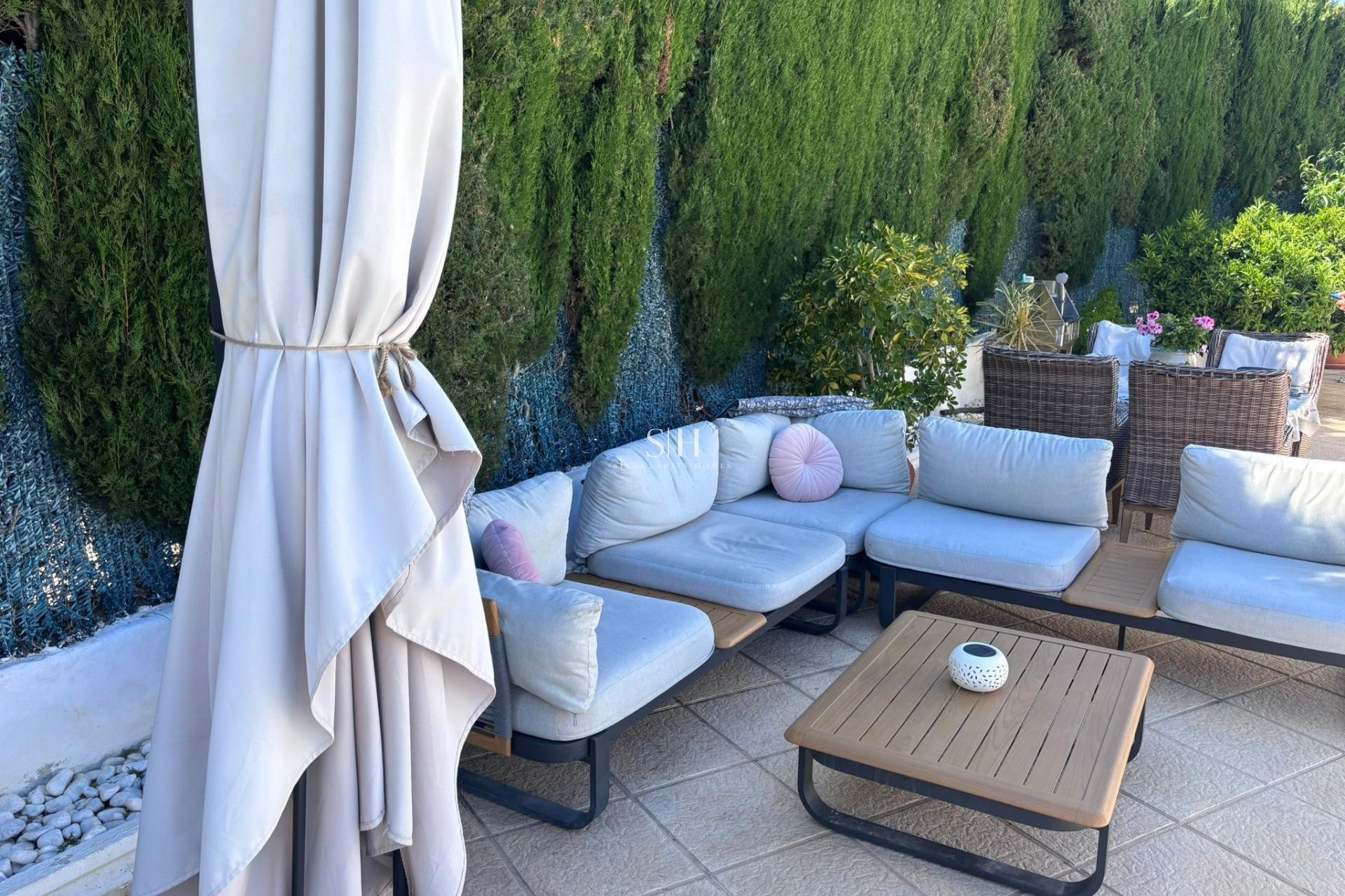 Reventa - Villa - Torrevieja - Los balcones