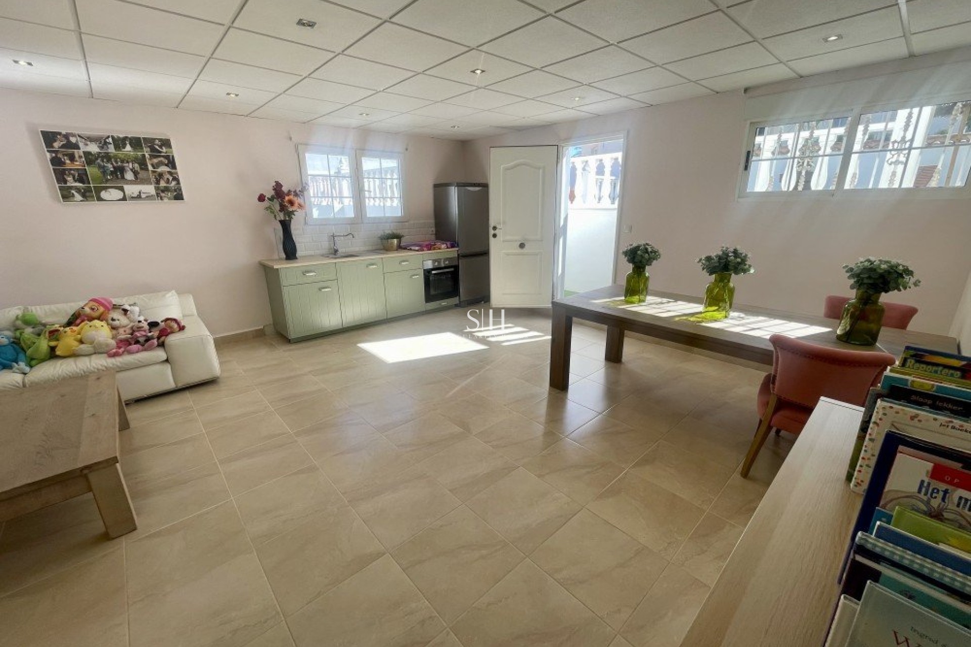 Reventa - Villa - Urb. La Marina - Inland