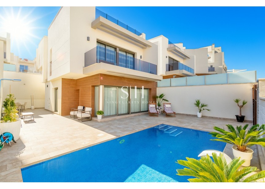 Reventa - Villa - Villamartin