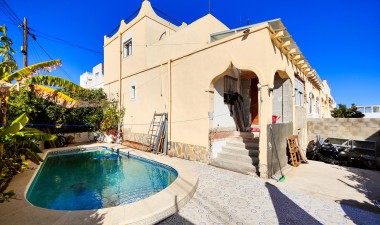 Semi Detached - Reventa - San Miguel de Salinas - 69470