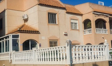 Town House - Återförsäljning - Los Balcones - Costa Blanca