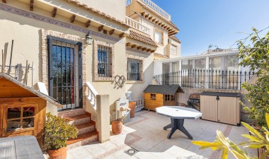 Town House - Återförsäljning - Orihuela Costa - Costa Blanca