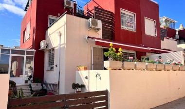 Town House - Återförsäljning - Orihuela Costa - Costa Blanca