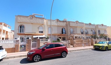 Town House - Återförsäljning - Orihuela Costa - Costa Blanca