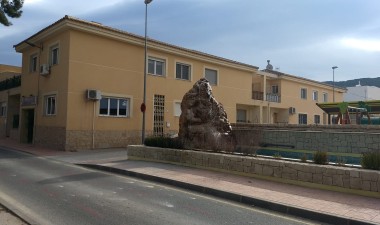 Town House - Återförsäljning - Pinoso - Inland