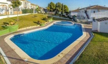 Town House - Återförsäljning - Torrevieja - Los balcones