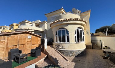 Villa - Återförsäljning - Ciudad quesada - Costa Blanca