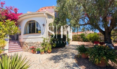 Villa - Återförsäljning - Ciudad Quesada - Costa Blanca