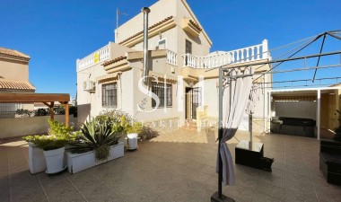 Villa - Återförsäljning - Ciudad Quesada - Rojales