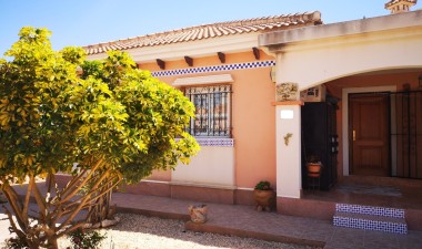 Villa - Återförsäljning - Montesinos - Costa Blanca