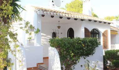 Villa - Återförsäljning - Orihuela Costa - 39471