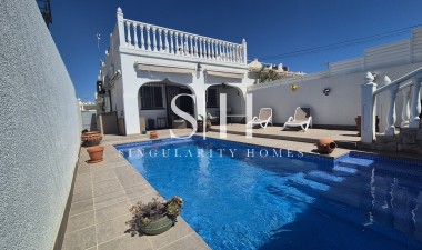Villa - Återförsäljning - Orihuela Costa - Costa Blanca