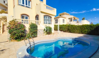 Villa - Återförsäljning - Orihuela Costa - Costa Blanca
