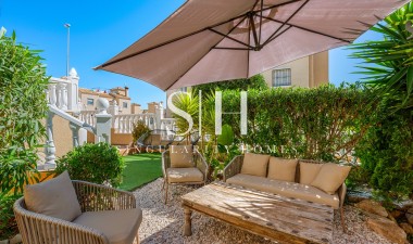 Villa - Återförsäljning - Orihuela Costa - Costa Blanca