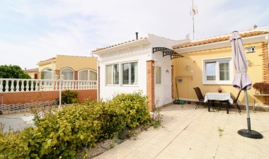 Villa - Återförsäljning - Orihuela Costa - Las Mimosas