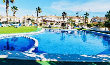 Villa - Återförsäljning - Orihuela Costa - Orihuela Costa