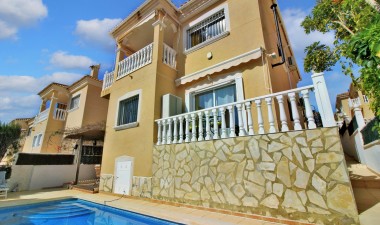 Villa - Återförsäljning - Orihuela Costa - Villamartín