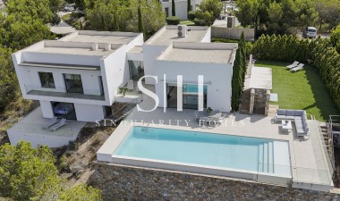 Villa - Återförsäljning - Orihuela - Las Colinas Golf