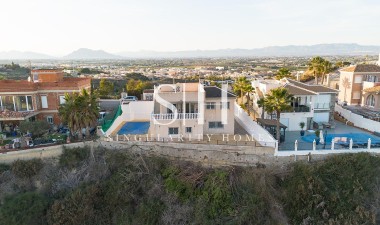 Villa - Återförsäljning - Rojales - Campo De Golf La Marquesa