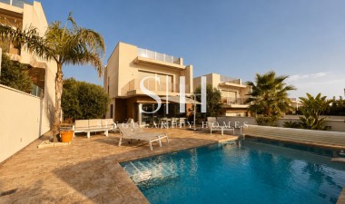 Villa - Återförsäljning - San Miguel de Salinas - Inland