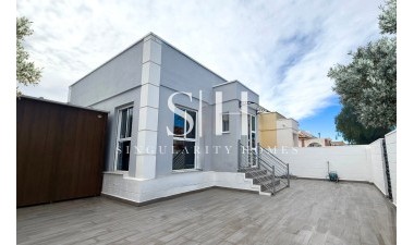 Villa - Återförsäljning - Torre Pacheco - Sierra Golf - Balsicas