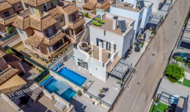 Villa - Återförsäljning - Torrevieja - Costa Blanca