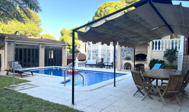 Villa - Återförsäljning - Torrevieja - Los balcones