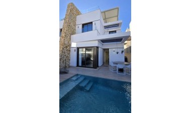 Villa - Återförsäljning - Villamartin - Costa Blanca