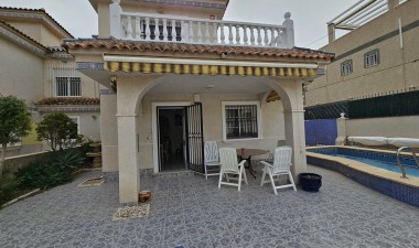 Villa - Återförsäljning - Villamartin - Costa Blanca