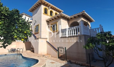 Villa - Herverkoop - Orihuela Costa - Costa Blanca