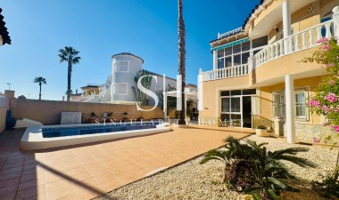Villa - Herverkoop - Orihuela Costa - SH209C