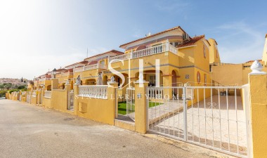 Villa - Herverkoop - Orihuela Costa - Villamartín