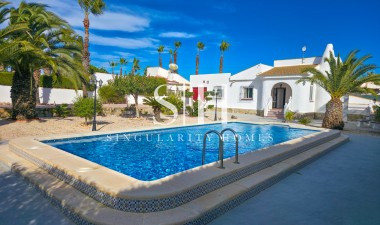 Villa - Herverkoop - Torrevieja - Costa Blanca