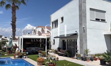 Villa - Herverkoop - Torrevieja - La Siesta - El Salado - Torreta
