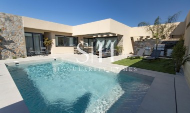 Villa - Obra nueva - Baños y Mendigo - 68390