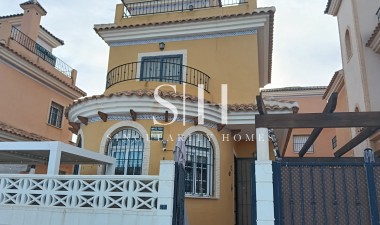 Villa - Odsprzedaż - Montesinos - Costa Blanca
