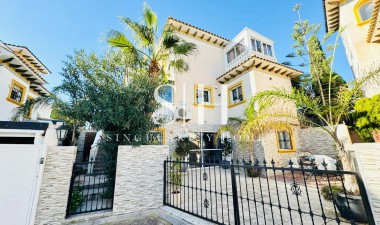Villa - Odsprzedaż - Orihuela Costa - SH198