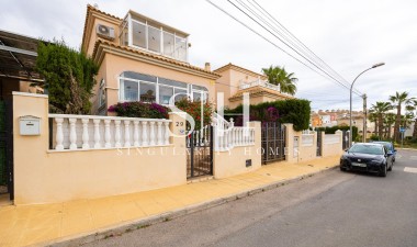 Villa - Odsprzedaż - Orihuela Costa - Villamartín-las Filipinas