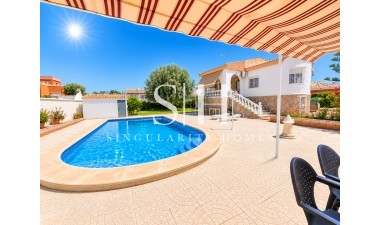 Villa - Odsprzedaż - Torrevieja - Costa Blanca