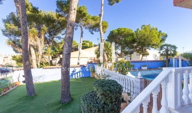 Villa - Odsprzedaż - Torrevieja - Los balcones