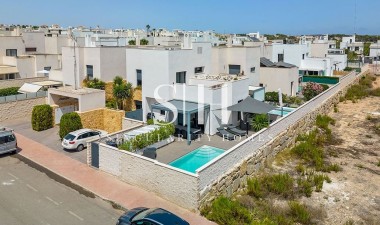 Villa - Перепродажа - Ciudad Quesada - Costa Blanca