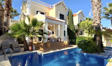 Villa - Перепродажа - Orihuela Costa - Los Doses