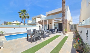 Villa - Перепродажа - Pilar de la Horadada - Costa Blanca
