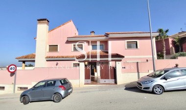 Villa - Перепродажа - San Miguel de Salinas - SH191