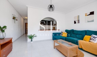 Villa - Перепродажа - Torrevieja - Nueva Torrevieja