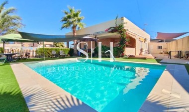 Villa - Перепродажа - Torrevieja - Torreta Florida