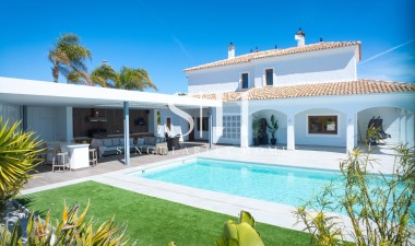 Villa - Resale - Altaona Golf and Country Village - Altaona Golf - Country Village