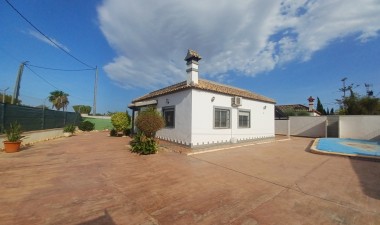 Villa - Resale - cuevas de marin - Inland